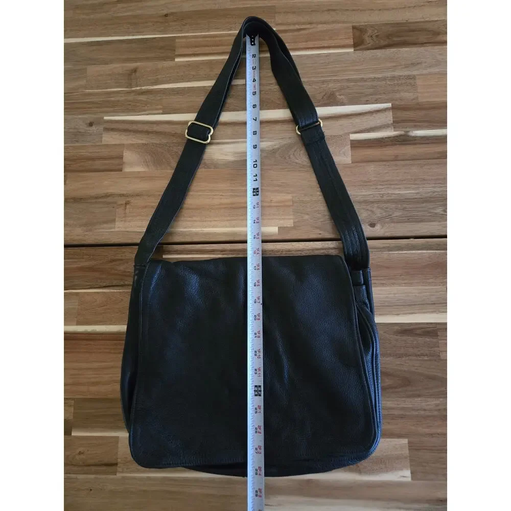 Vintage Fred Eisen New Hope Leather Messenger Bag Black 3 Compartment Pliable